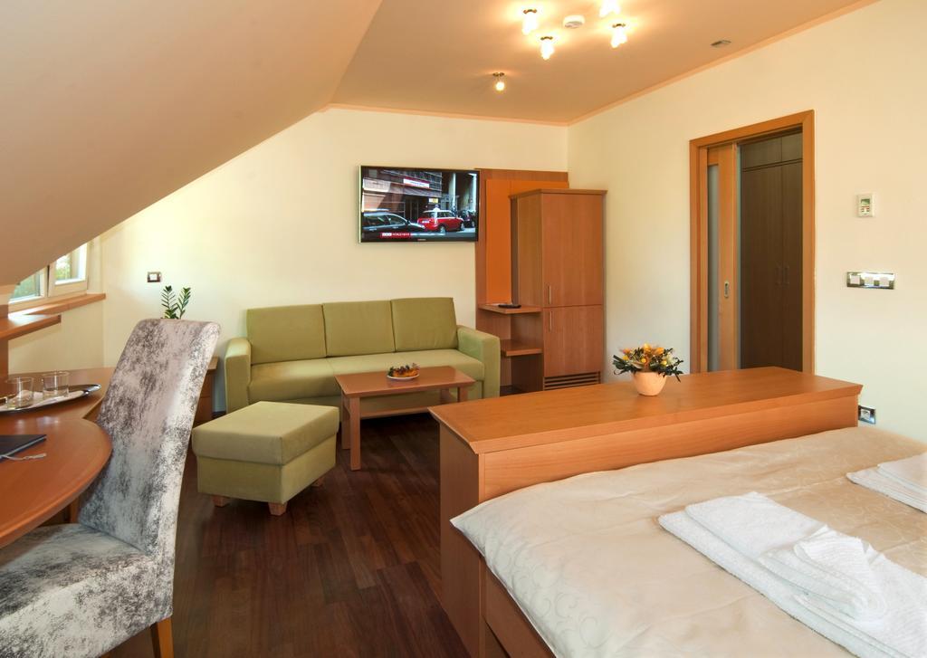 Heipark Tosovice Hotel Ruang foto
